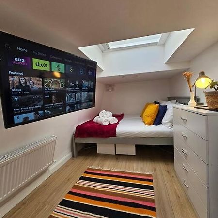 Appartement West Kensington Bright Flat à Londres Extérieur photo