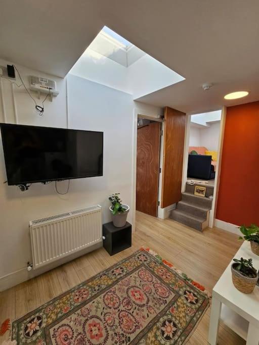 Appartement West Kensington Bright Flat à Londres Extérieur photo